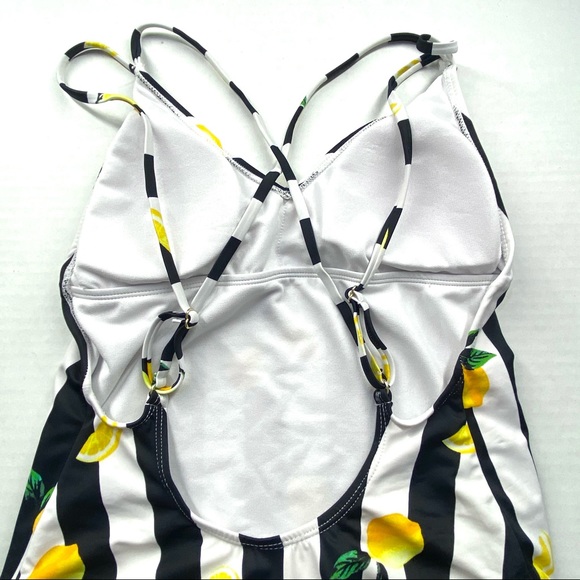 No Boundaries Fruity Stripe One Piece Swimsuit M - Picture 8 of 10